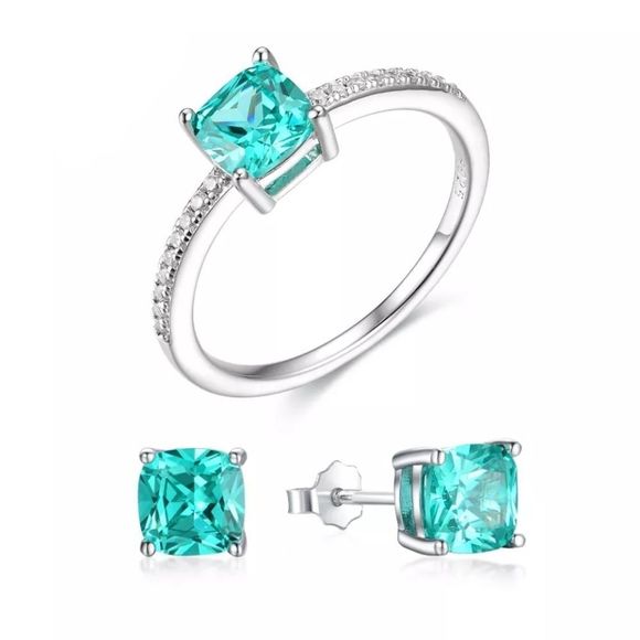 Jewelry - Mint Green cz Ring Stud Post Earrings Set Size 7 New